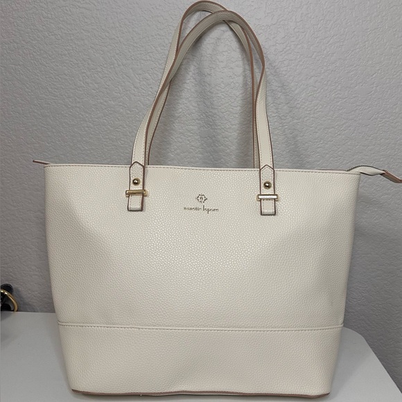 Nanette Lepore Handbags - Nanette Lepore Ivory Pebbled Tote with Gold Hardware